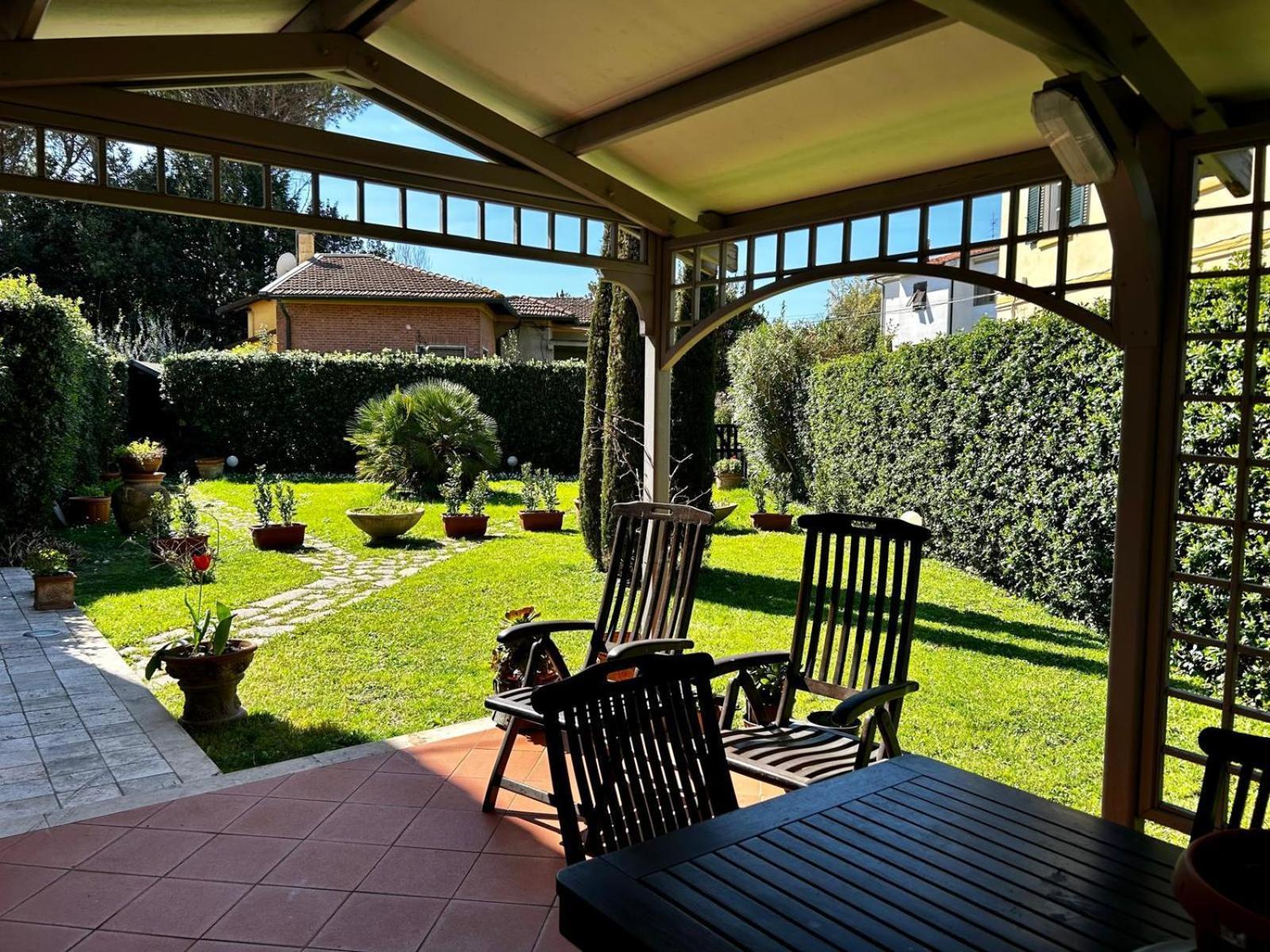 Вилла Il Villino Di Monic Pisa Centro Экстерьер фото